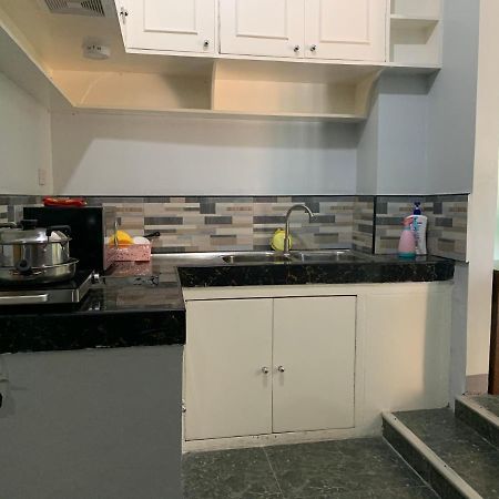 Beinte Singko De Marso Apartments Candon Exterior foto