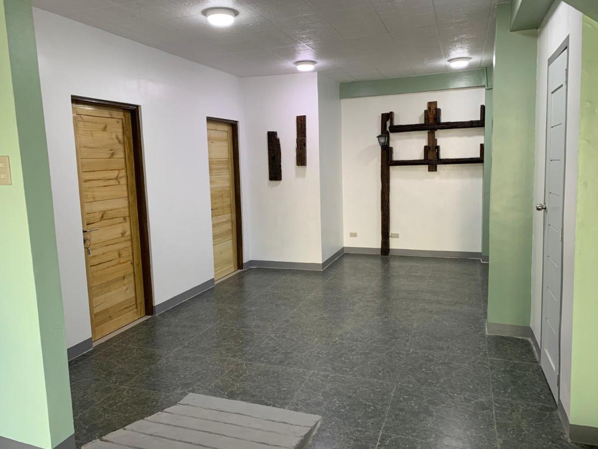 Beinte Singko De Marso Apartments Candon Exterior foto